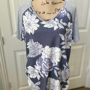 Short Sleeve side ruched Maternity Pregnancy Floral White GreyTop XL